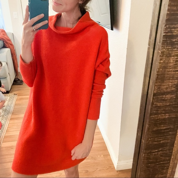 Free People slouchy ottoman tunic- size small- orange - Picture 3 of 7